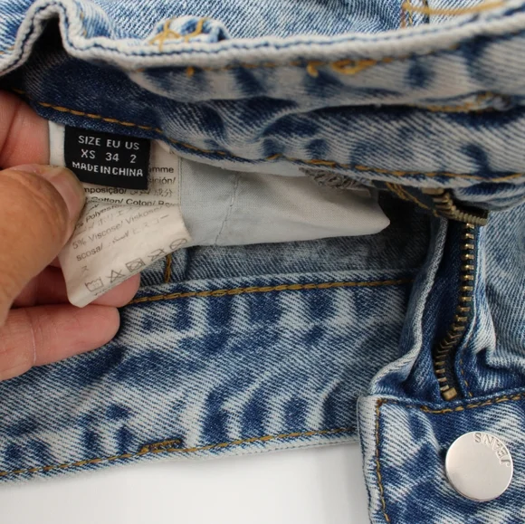 Shein Juniors Blue Stonewash Booty Shorts – XS | Drippy Smiley Face Graphic - Picture 5 of 5